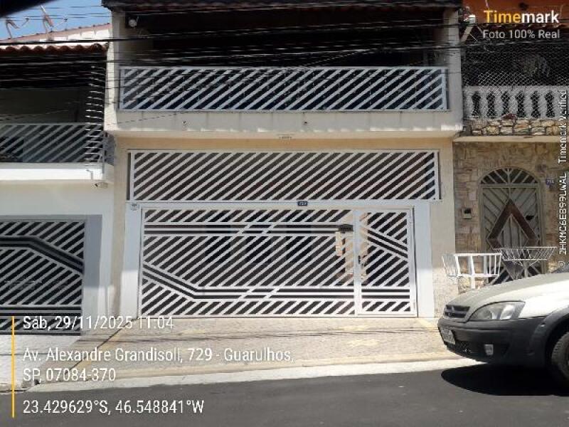 Casa com 3 quartos, 3 banheiros e 177,25 m² em Guarulhos