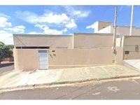 Casa com 2 quartos, 1 banheiro, 99m² construídos, ocupada