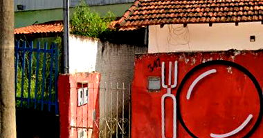 Terrenos em Poços de Caldas - MG com 330,81m² e 418,04m²
