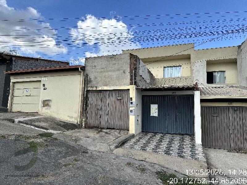 Apartamento 2 Quartos com 63m² em Divinópolis