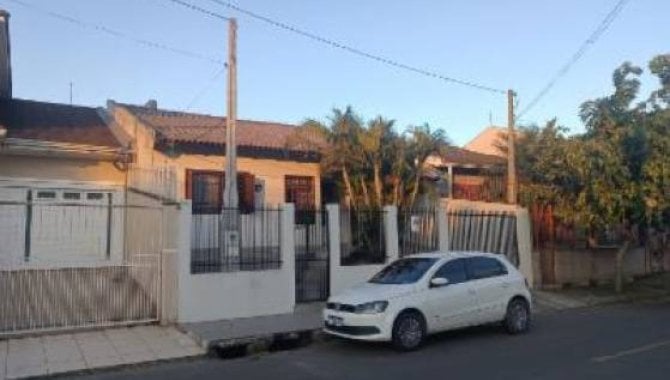 Casa em Cachoeirinha com 126m² - Oportunidade Única