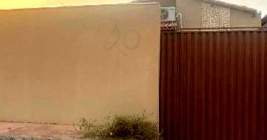 Casa com 2 quartos, 2 banheiros, 2 vagas e 65m² construída
