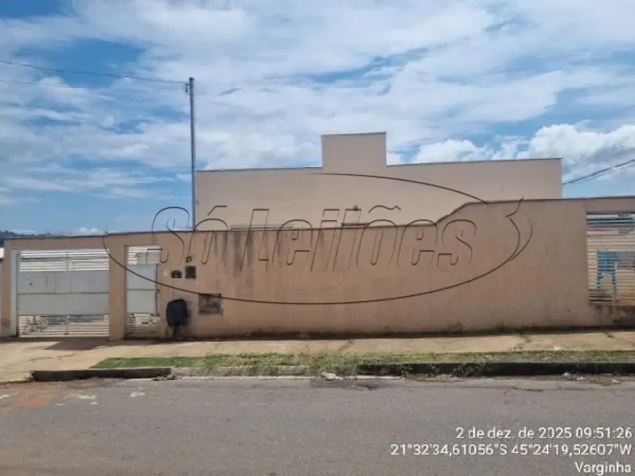 Casa com 2 quartos, 60,36 m², área de serviço e cozinha