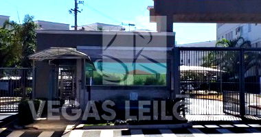 Espaçoso Apartamento com Garagem, Área Construída 44m²