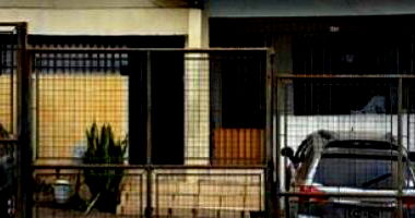 Prédio com 300m² de Terreno e 235m² Construídos em São Paulo