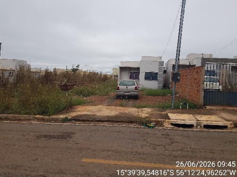 Casa com 2 Quartos e Varandas em Várzea Grande