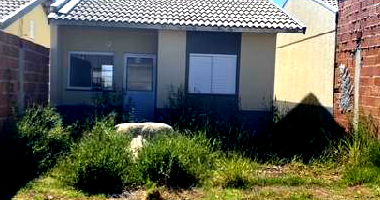 Casa 2 quartos com área construída de 44,71 m² e terreno de 140 m²