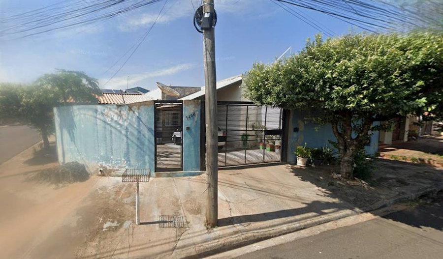 Casa Residencial Dos Botelho com 124,66m² e 195,01m² de terreno