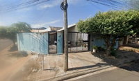 Casa Residencial Dos Botelho com 124,66m² e 195,01m² de terreno
