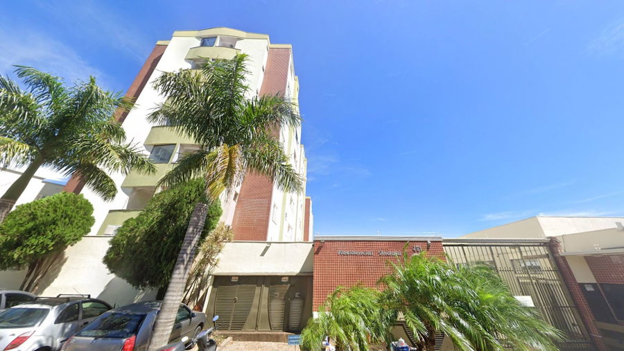 Apartamento com 2 vagas no Residencial Indaiá