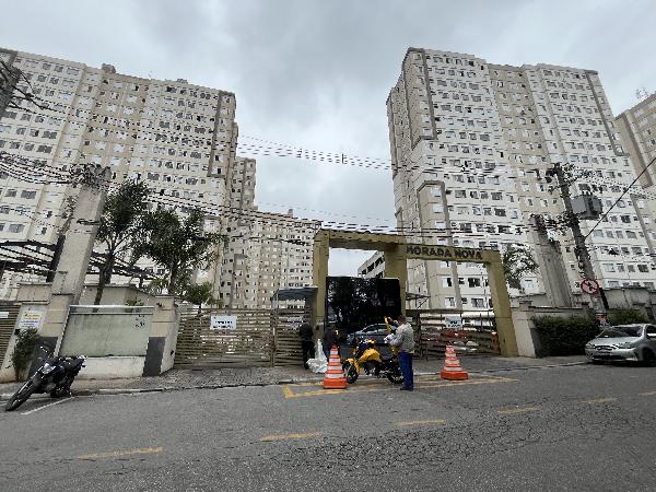 Apartamento com 2 quartos e 1 vaga de garagem