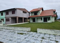 Casa de alvenaria com 194,02m² em terreno de 420m²
