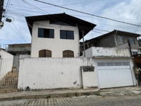 Casa em Terreno de 185 m² - Nova Friburgo - RJ - Ocupada