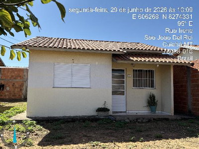 Casa 2 quartos com 48 m² em leilão