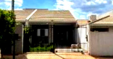 Casa 3 quartos 1 banheiro 128m² ocupada com garagem