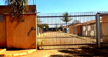 Casa com 2 quartos, 1 banheiro, 1 vaga e 59,15m² construída