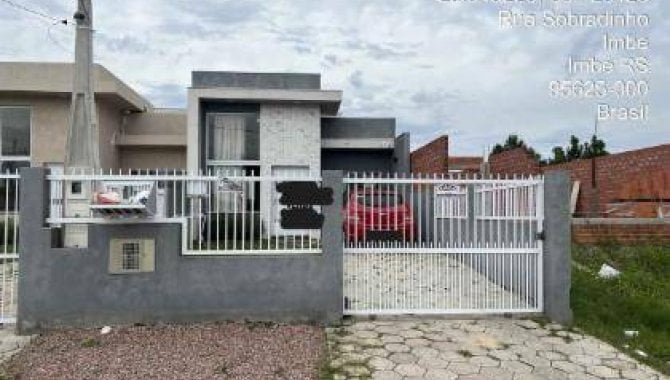 Casa Padrão com 2 Quartos em Imbé/RS