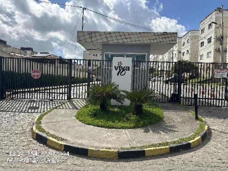 Apartamento com 2 Quartos e 1 Vaga em Feira de Santana/BA