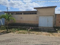 Casa com 3 quartos, 2 banheiros e 1 vaga de garagem