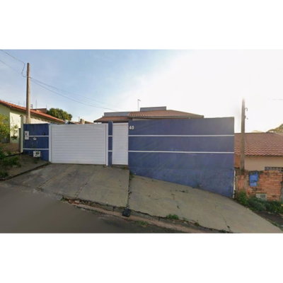 Casa residencial e comercial com 163m² ocupada