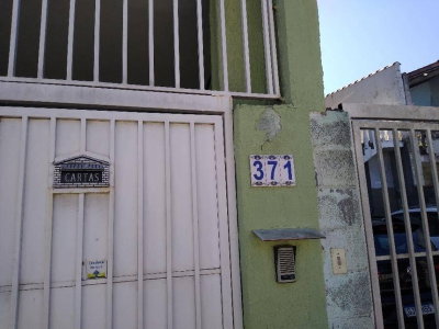 Casa 196m² com 3 Dorms e 2 Banheiros em Cotia-SP