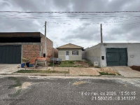 Casa com 2 Quartos e 2 Vagas em Matão/SP