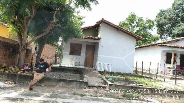 Casa com 2 quartos em Altos/PI