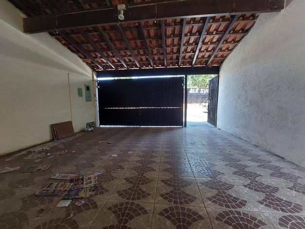 Casa 117m² com 3 Dormitórios e Varanda - Ocupada