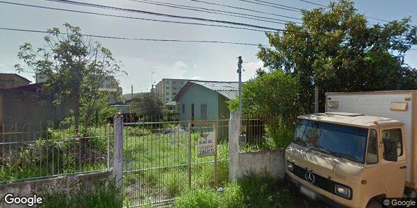 Sobrado com 3 dormitórios e 179,45m² em condomínio