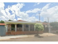 Casa em Leilão com 294,90m² Construída em Santa Ernestina/SP
