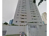 Apartamento com 2 Quartos e 2 Banheiros em Leilão