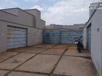 Casa com 2 Quartos, 80m² de Área Construída e 1 Vaga