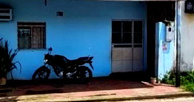 Casa com 2 quartos, banheiro, sala e cozinha, 81m² construída