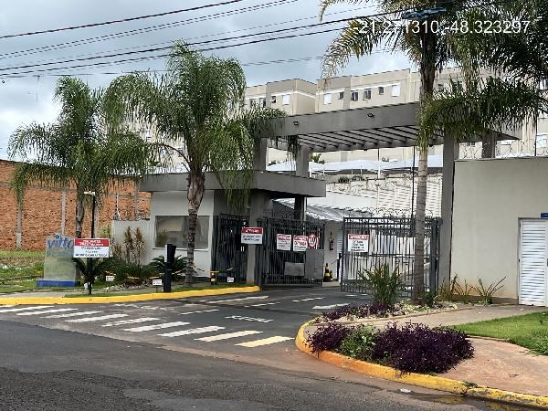 Apartamento com 2 quartos e 1 vaga em Jaboticabal/SP