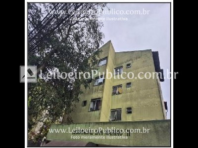 Apartamento com 1 vaga de garagem em Diadema