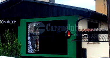 Terreno urbano 228m² com construção não averbada