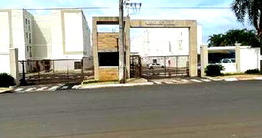 Apartamento com 2 quartos em Uberaba/MG