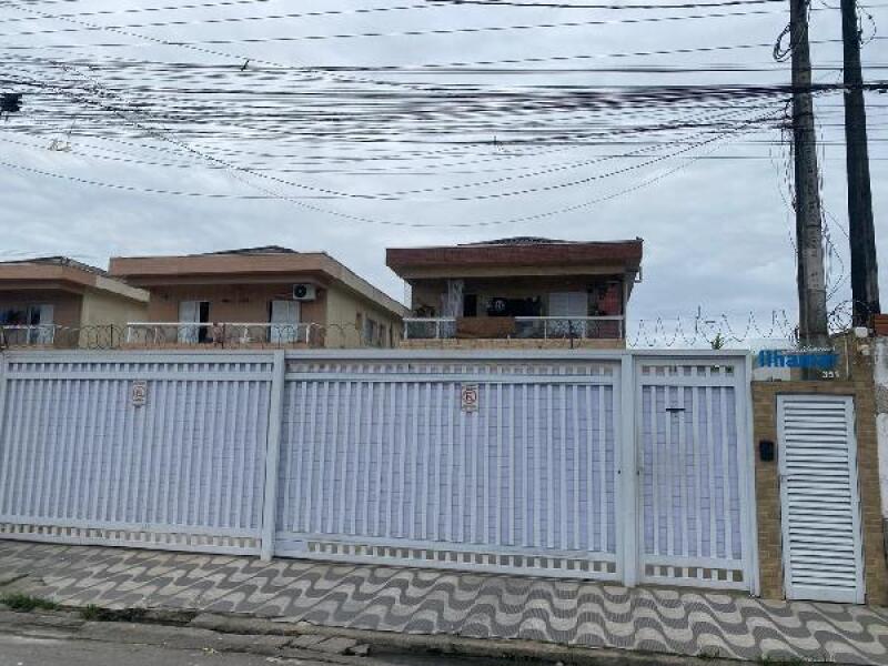 Casa em Praia Grande com 2 Quartos e 1 Vaga