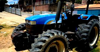 Trator New Holland TT4030 4x4 Diesel Azul