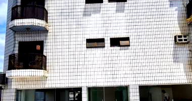 Apartamento amplo com 474,25m² no Edifício Ruy Lima