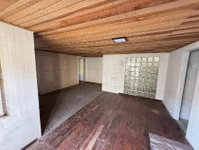 Casa desocupada com 311 m² construídos