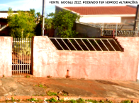 Casa pequena com terreno de 154m², Ourinhos, desocupada