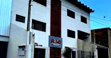 Terreno industrial com 390m² e prédio de 428,49m² em Espírito Santo do Pinhal