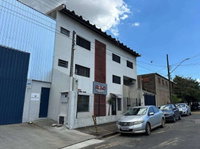 Terreno industrial com 390m² e prédio de 428,49m² em Espírito Santo do Pinhal