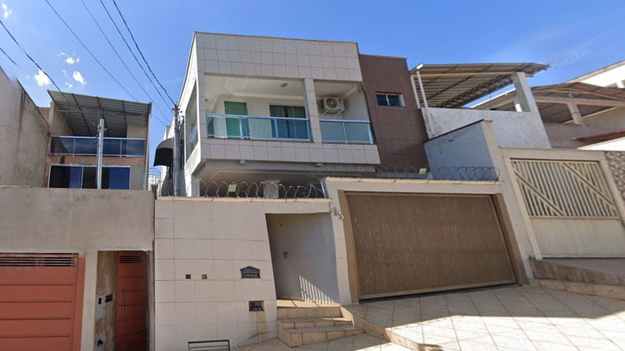 Casa com 3 quartos, 2 banheiros e 255,40m² de área construída