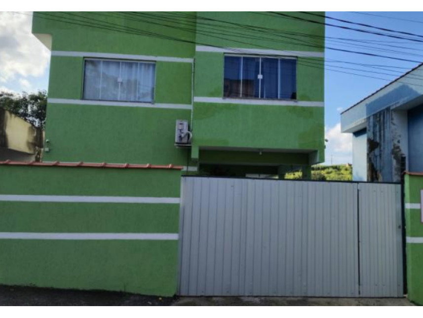 Casa ocupada com 117,36m² construída