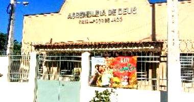 Casa em Santo Expedito com 72m²