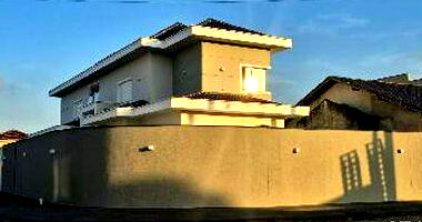 Casa em Joinville com 3 quartos e 2 vagas