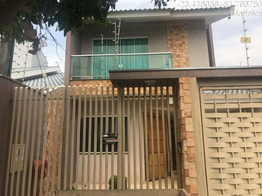 Casa em Leilão com 158m² Construída e Terreno de 137m²