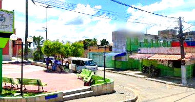 Casa 2 quartos com área construída de 57,81 m² e terreno de 125,66 m²
